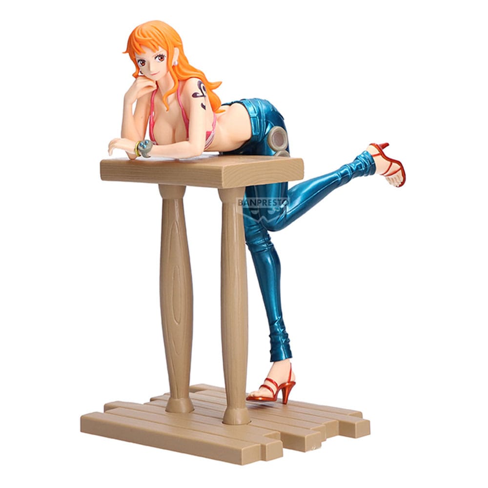 One Piece - Nami, Grandline Journey PVC Statue Version A: 17 cm