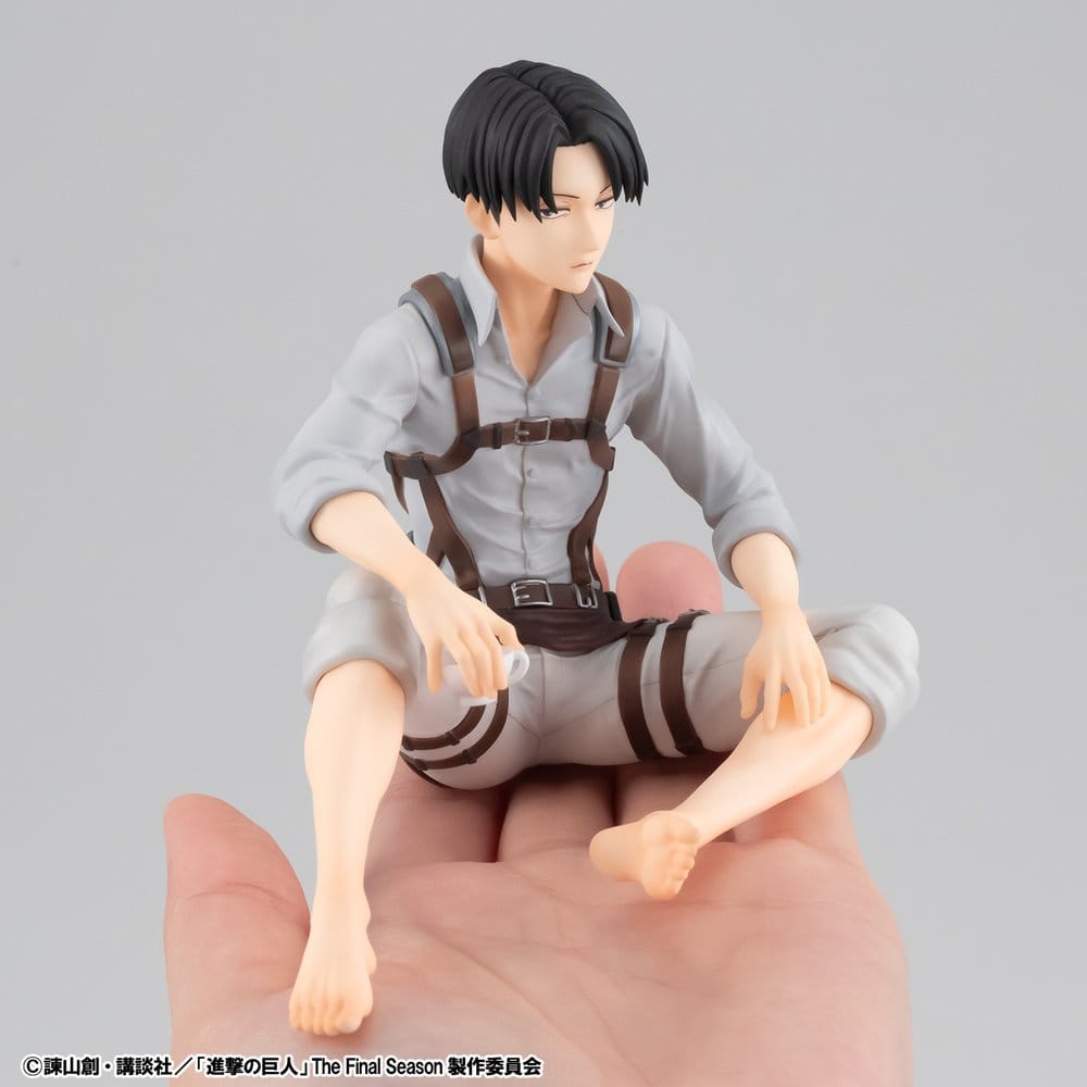 Attack on Titan - Levi, G.E.M. Series PVC Figur Squad Captain Palm Size 9 cm