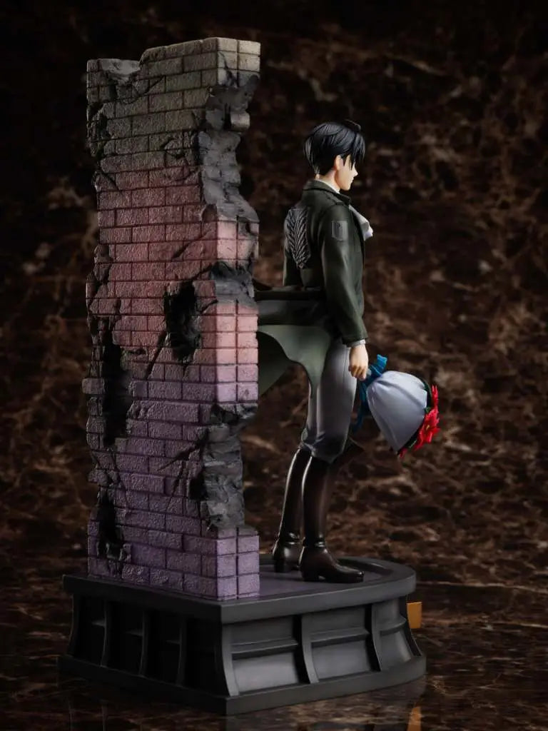 Attack On Titan - Levi Birthday 1/7 Statue 30 cm