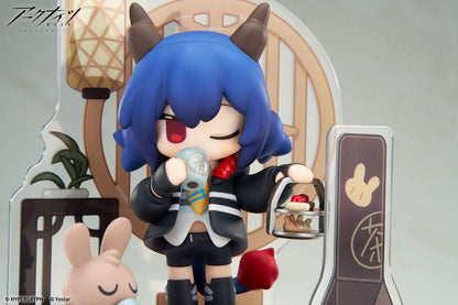 Arknights - Ch'en, Would You Like A Dessert? Mini Series PVC Statue 11 cm