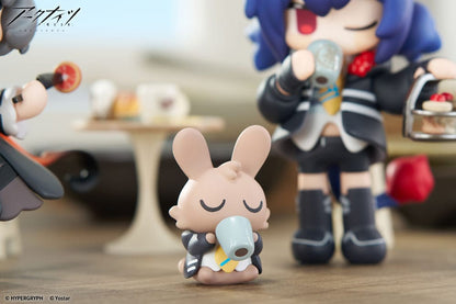 Arknights - Ch'en, Would You Like A Dessert? Mini Series PVC Statue 11 cm