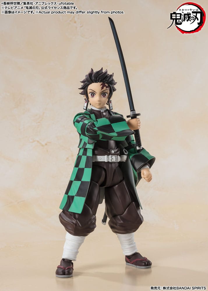 Demon Slayer - Tanjiro Kamado, Kimetsu no Yaiba S.H. Figuarts Action Figure 14 cm