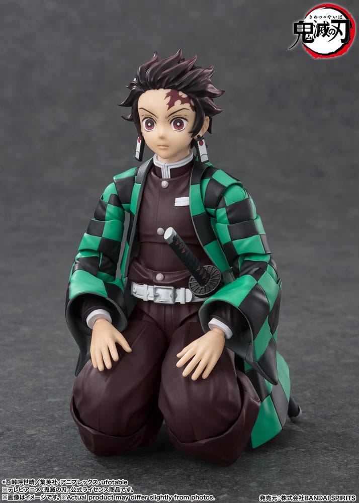 Demon Slayer - Tanjiro Kamado, Kimetsu no Yaiba S.H. Figuarts Action Figure 14 cm