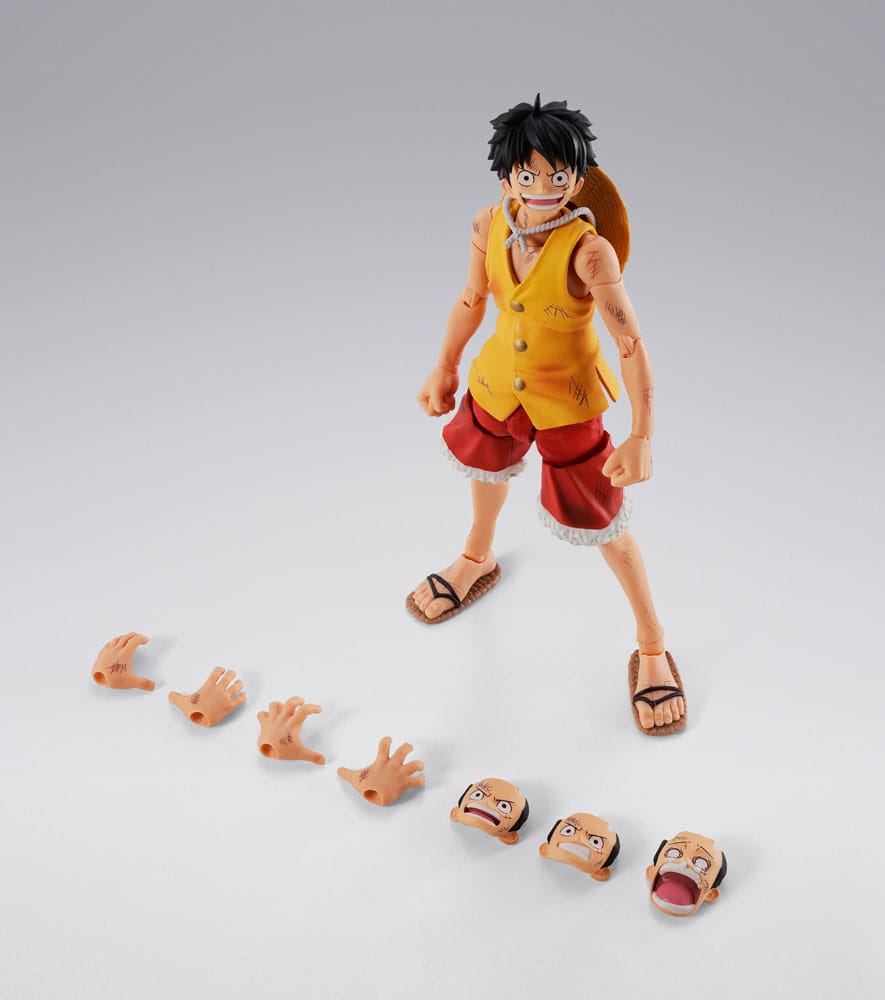One Piece - Monkey D. Luffy, S.H.Figuarts Action Figure Marineford 15 cm