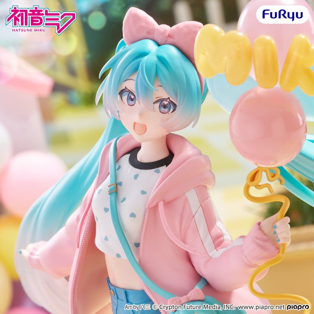 Hatsune Miku - Miku Muchute PVC Figure Theme Park Date Version 19 cm