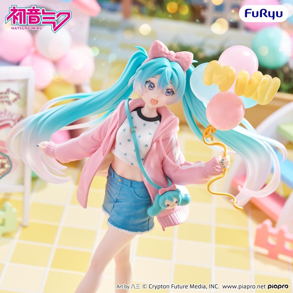 Hatsune Miku - Miku Muchute PVC Figure Theme Park Date Version 19 cm