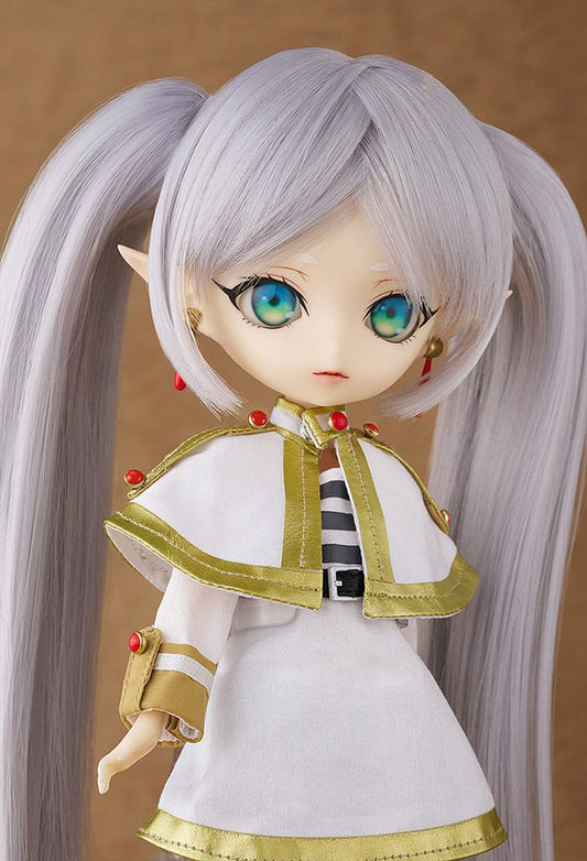 Frieren: Beyond Journey´s End - Frieren, Harmonia Humming Action Figure (Doll) 23 cm