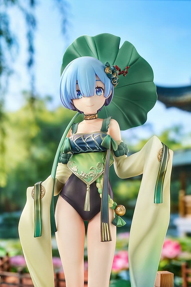 Re:ZERO (Starting Life in Another World) - Rem, 1/7 Scale Statue: Breather in the Garden Ver. 26 cm