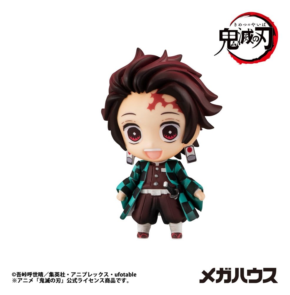 Demon Slayer - 1 Blinx Box, Tanjiro & Friends Kimetsu no Yaiba Collectible Figures 5 cm Assortment