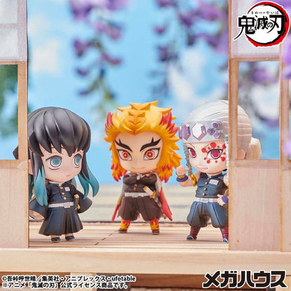 Demon Slayer - 1 Blinx Box, Tanjiro & Friends Kimetsu no Yaiba Collectible Figures 5 cm Assortment