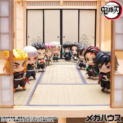 Demon Slayer - 1 Blinx Box, Tanjiro & Friends Kimetsu no Yaiba Collectible Figures 5 cm Assortment
