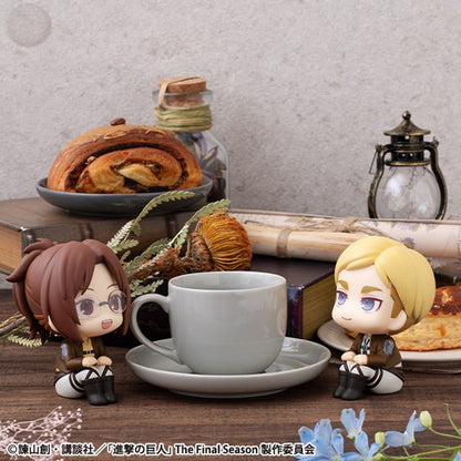 Attack on Titan Look - Hange Zoe & Erwin Smith (with gift), Up PVC Statuen 11 cm