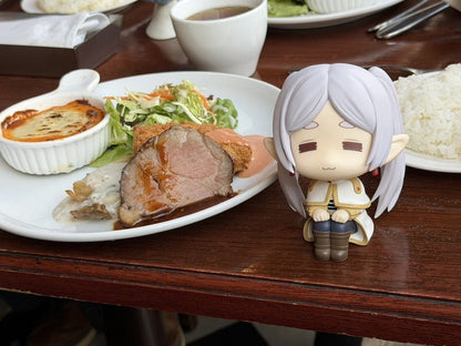 Frieren: Beyond Journey's End - Frieren, Droopy Face Ver., End Look Up PVC Statue 11 cm