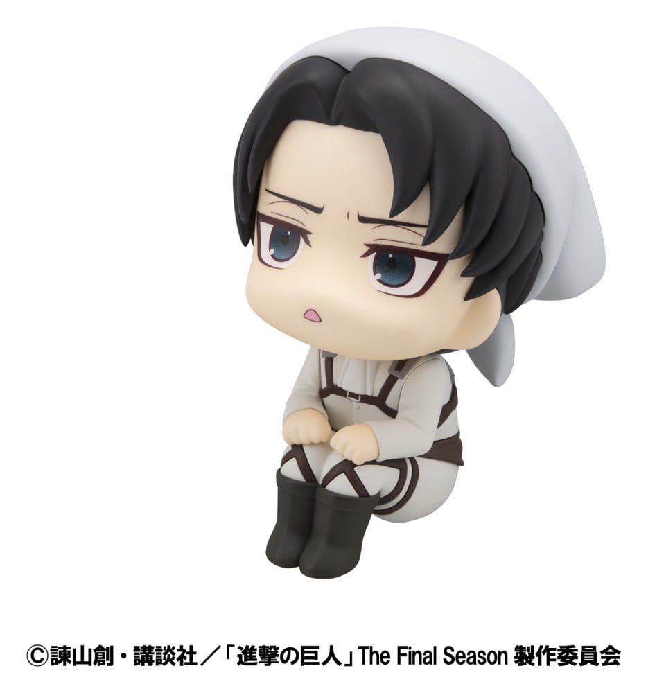 Attack on Titan - Levi Ackerman Look Up PVC Statue Cleaning up Ver. 11 cm