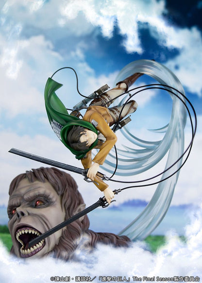 Attack on Titan -  Levi vs Beast Titan PVC Statue 1/7 Ver. 28 cm
