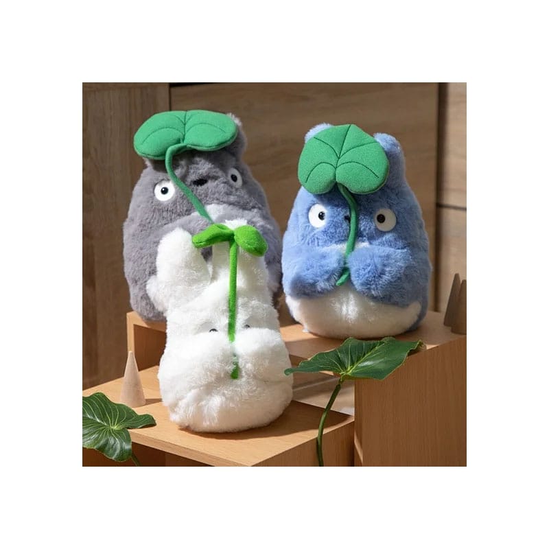 My Neighbor Totoro - Totoro with leaf, Nakayoshi Plush Figure Medium 20 cm