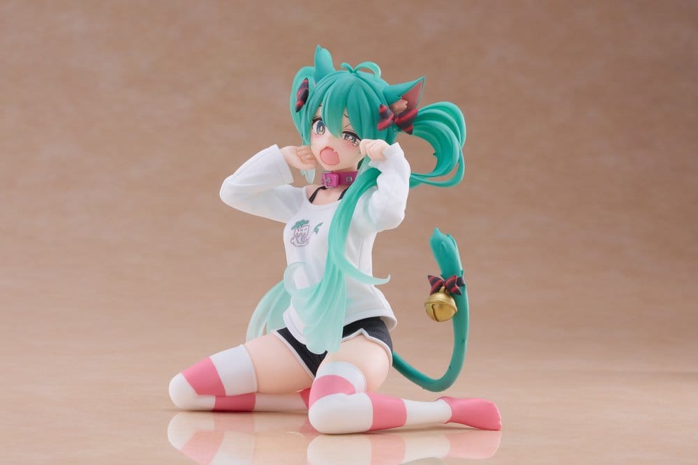 Hatsune Miku - Hatsune Miku Cat Ear, PVC Statue Desktop Cute Figure T-Shirt Ver. 13 cm